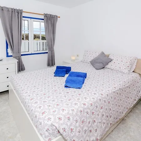 Apartamento 5 Bajo Apartment *